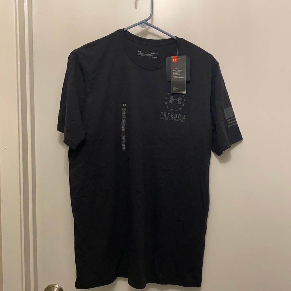 Under Armour Freedom USA medium Shirt